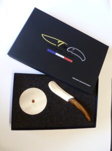 TARTINEUR NOYER EN COFFRET