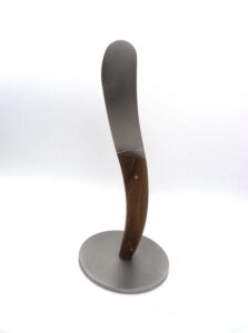 TARTINEUR NOYER SUR SOCLE